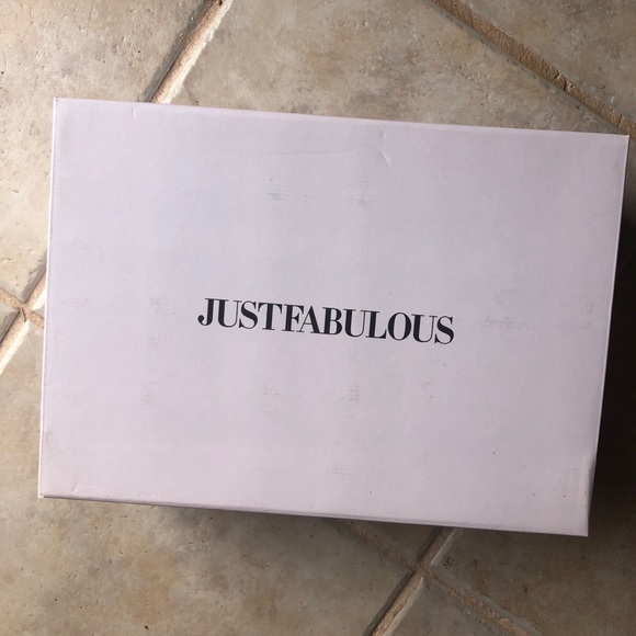 Black heels - Picture 7 of 7